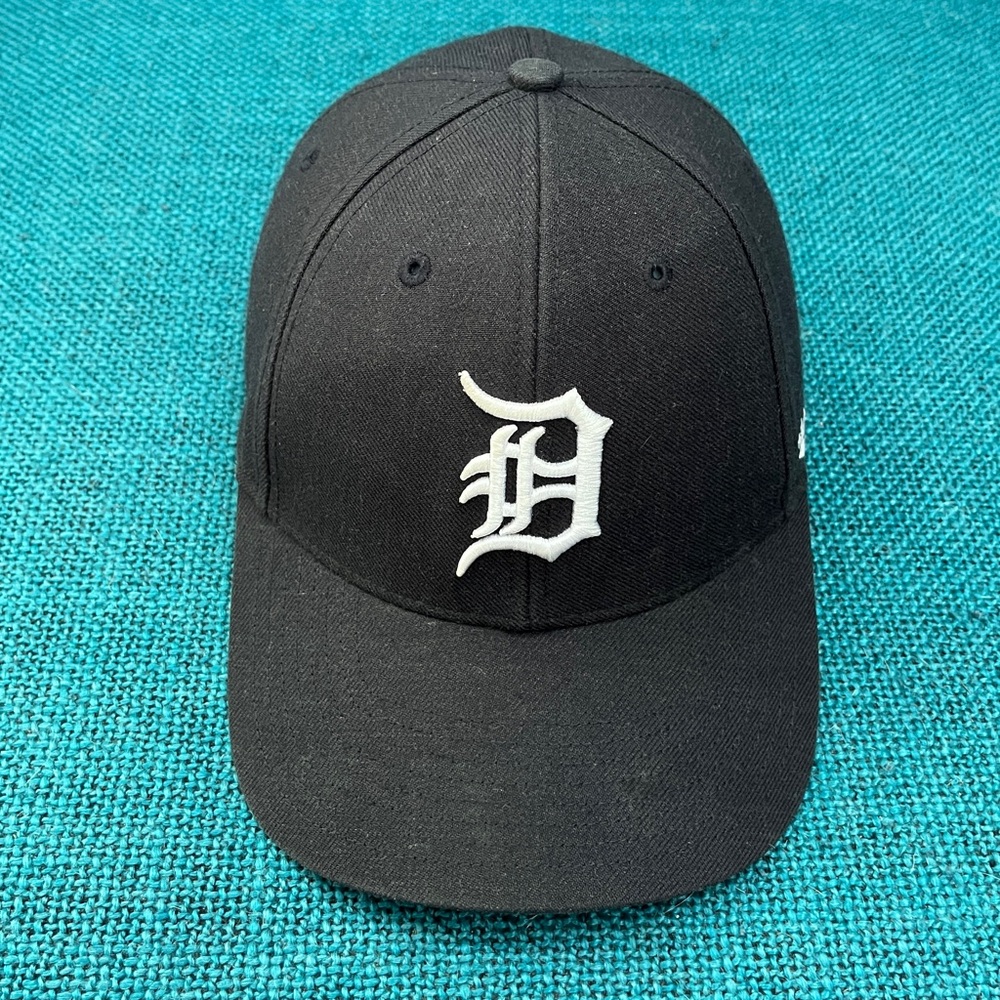 ‘47 Brand Detroit Tigers Strapback Hat Cap Black White MLB OSFA